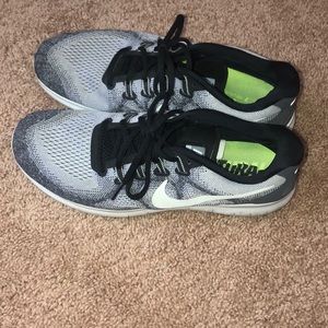 Decent condition nike free runs!